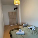Fuer 8 Mit Balkon 아파트 *
