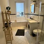 아파트 Fuer 8 Mit Balkon 에르푸르트