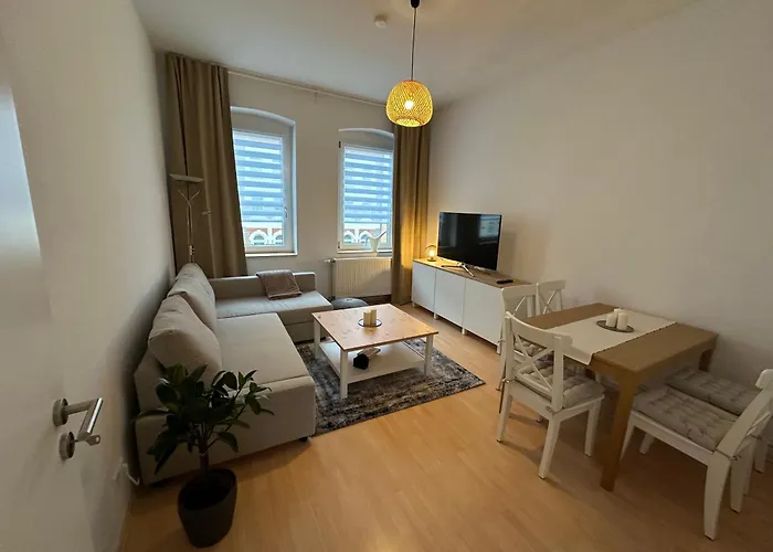 Appartement Fuer 8 Mit Balkon Erfurt